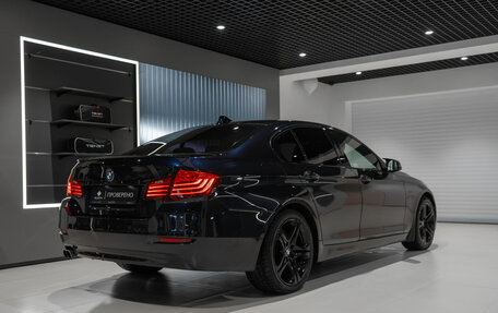 BMW 5 серия, 2015 год, 1 900 000 рублей, 5 фотография