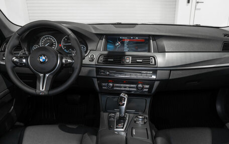 BMW 5 серия, 2015 год, 1 900 000 рублей, 8 фотография