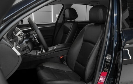 BMW 5 серия, 2015 год, 1 900 000 рублей, 9 фотография