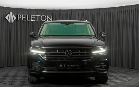 Volkswagen Touareg III, 2018 год, 5 880 000 рублей, 3 фотография