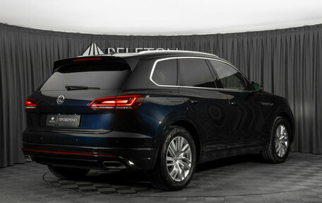 Volkswagen Touareg III, 2018 год, 5 880 000 рублей, 5 фотография