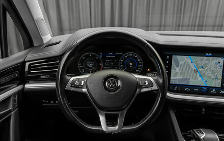 Volkswagen Touareg III, 2018 год, 5 880 000 рублей, 12 фотография