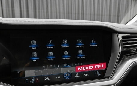 Volkswagen Touareg III, 2018 год, 5 880 000 рублей, 25 фотография