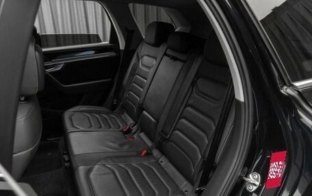 Volkswagen Touareg III, 2018 год, 5 880 000 рублей, 14 фотография