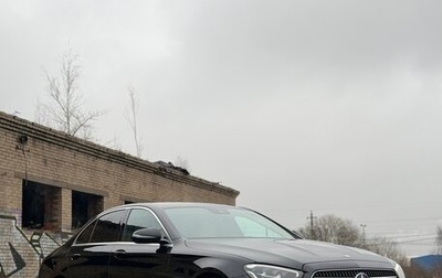 Mercedes-Benz E-Класс, 2020 год, 3 100 000 рублей, 1 фотография