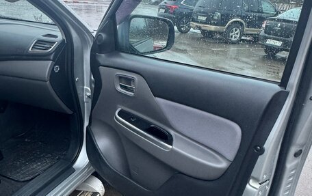 Mitsubishi L200 IV рестайлинг, 2017 год, 2 099 000 рублей, 9 фотография