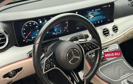 Mercedes-Benz E-Класс, 2020 год, 3 100 000 рублей, 10 фотография