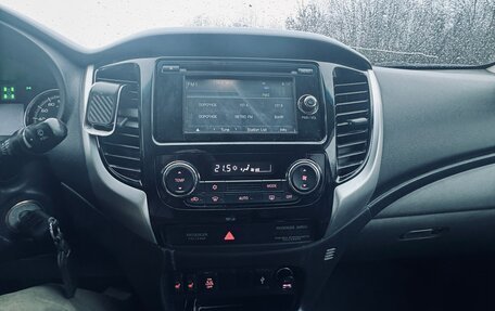 Mitsubishi L200 IV рестайлинг, 2017 год, 2 099 000 рублей, 18 фотография