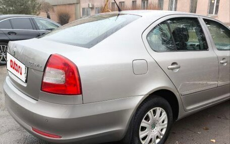 Skoda Octavia, 2011 год, 750 000 рублей, 2 фотография