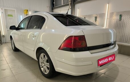 Opel Astra H, 2011 год, 630 000 рублей, 3 фотография