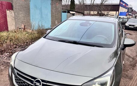 Opel Astra K, 2018 год, 1 590 000 рублей, 3 фотография