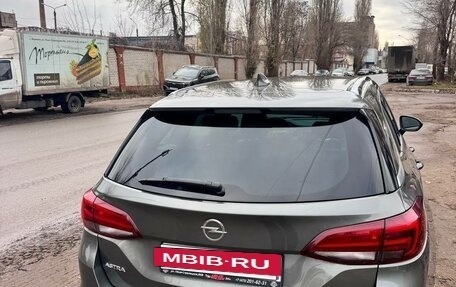 Opel Astra K, 2018 год, 1 590 000 рублей, 6 фотография