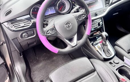 Opel Astra K, 2018 год, 1 590 000 рублей, 12 фотография