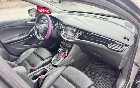 Opel Astra K, 2018 год, 1 590 000 рублей, 22 фотография