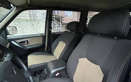 ЛуАЗ Patriot, 2013 год, 650 000 рублей, 10 фотография