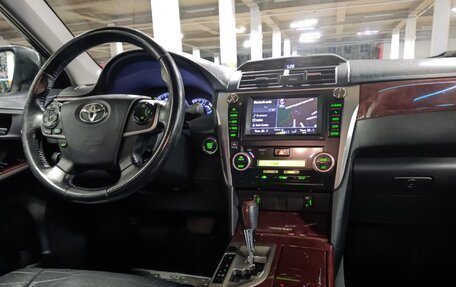 Toyota Camry, 2012 год, 1 500 000 рублей, 7 фотография