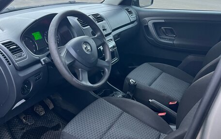 Skoda Fabia II, 2013 год, 530 000 рублей, 10 фотография