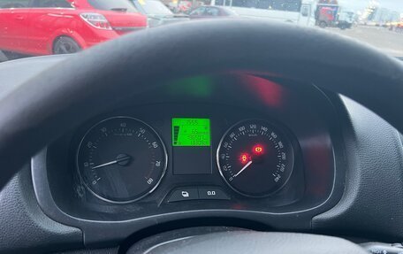 Skoda Fabia II, 2013 год, 530 000 рублей, 12 фотография