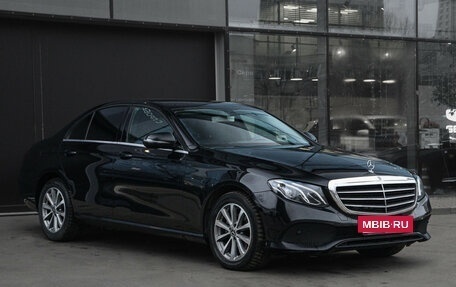 Mercedes-Benz E-Класс, 2017 год, 2 038 000 рублей, 3 фотография