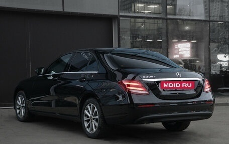 Mercedes-Benz E-Класс, 2017 год, 2 038 000 рублей, 7 фотография