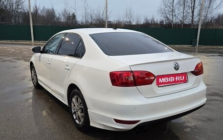 Volkswagen Jetta VI, 2014 год, 990 000 рублей, 7 фотография