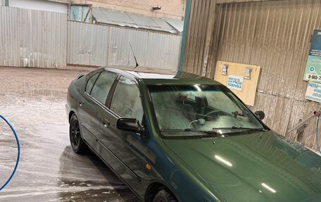 Nissan Primera II рестайлинг, 1997 год, 290 000 рублей, 2 фотография