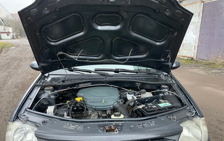 Renault Logan I, 2006 год, 325 000 рублей, 11 фотография