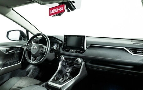 Toyota RAV4, 2021 год, 3 699 898 рублей, 9 фотография