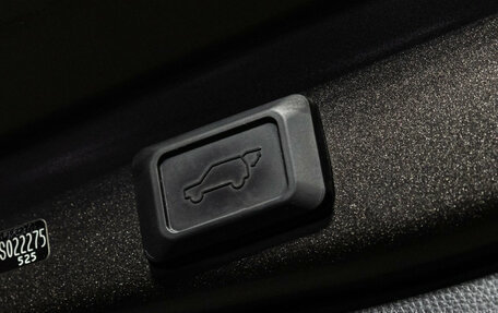 Toyota RAV4, 2021 год, 3 699 898 рублей, 15 фотография