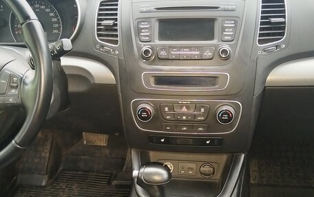 KIA Sorento II рестайлинг, 2013 год, 1 400 000 рублей, 24 фотография