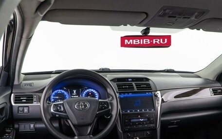 Toyota Camry, 2017 год, 1 998 999 рублей, 6 фотография