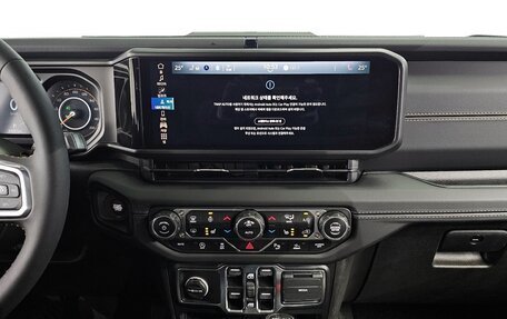 Jeep Wrangler, 2024 год, 6 300 000 рублей, 5 фотография