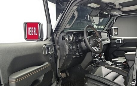 Jeep Wrangler, 2024 год, 6 300 000 рублей, 16 фотография