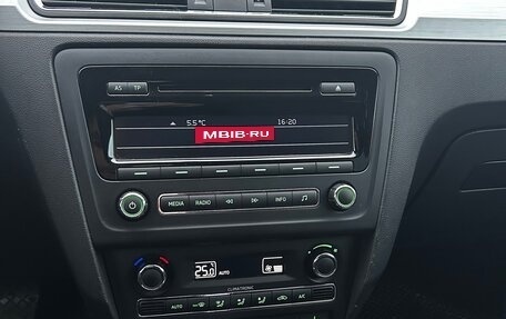 Skoda Rapid I, 2015 год, 1 150 000 рублей, 14 фотография