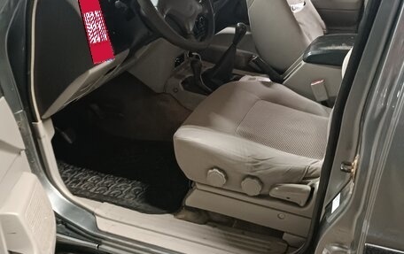 Nissan Patrol, 2003 год, 3 000 000 рублей, 3 фотография