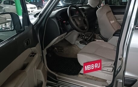 Nissan Patrol, 2003 год, 3 000 000 рублей, 11 фотография