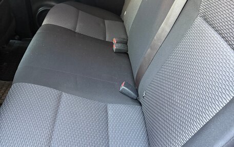 Toyota Hilux VIII, 2017 год, 2 800 000 рублей, 7 фотография