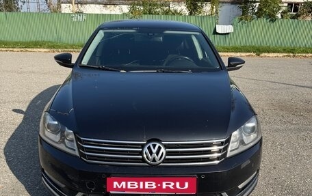 Volkswagen Passat B7, 2012 год, 950 000 рублей, 3 фотография