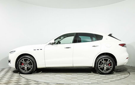 Maserati Levante I, 2017 год, 4 250 000 рублей, 8 фотография