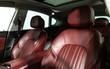 Maserati Levante I, 2017 год, 4 250 000 рублей, 19 фотография