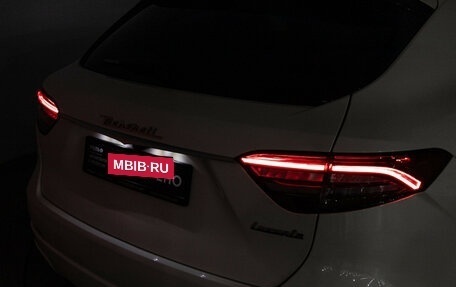 Maserati Levante I, 2017 год, 4 250 000 рублей, 30 фотография