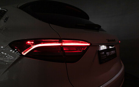 Maserati Levante I, 2017 год, 4 250 000 рублей, 33 фотография