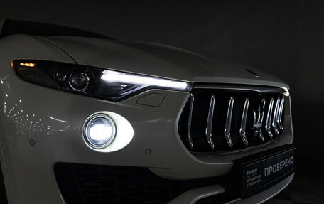 Maserati Levante I, 2017 год, 4 250 000 рублей, 35 фотография