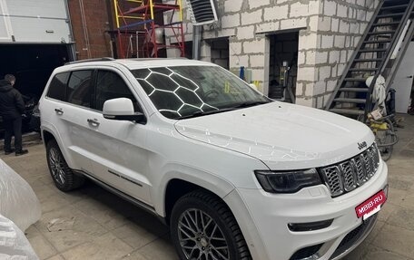 Jeep Grand Cherokee, 2019 год, 4 850 000 рублей, 5 фотография