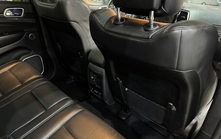 Jeep Grand Cherokee, 2019 год, 4 850 000 рублей, 20 фотография