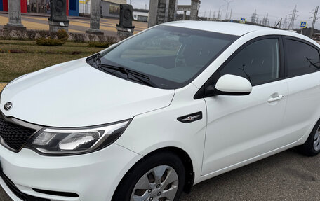 KIA Rio III рестайлинг, 2015 год, 1 230 000 рублей, 2 фотография