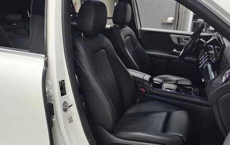 Mercedes-Benz GLB, 2021 год, 3 300 000 рублей, 10 фотография