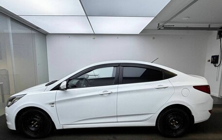 Hyundai Solaris II рестайлинг, 2015 год, 1 100 000 рублей, 10 фотография