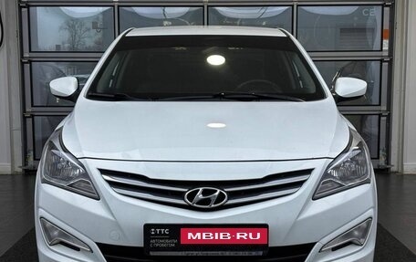 Hyundai Solaris II рестайлинг, 2015 год, 1 100 000 рублей, 2 фотография