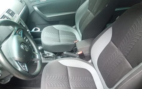 Skoda Yeti I рестайлинг, 2015 год, 1 299 000 рублей, 6 фотография